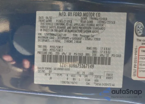 2007 Ford Mustang V6 Deluxe/V6 Premium z USA, uszkodzony, nr VIN 1ZVFT80N675367149